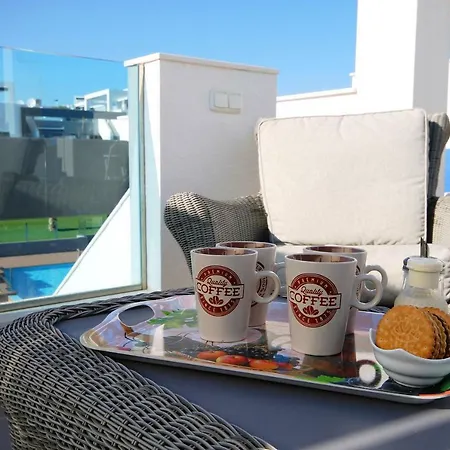 Penthouse Catalina Oasis Beach Apartment